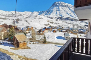 Joli F2 de 2 à 8 places, 300m centre station ski Albiez Montrond